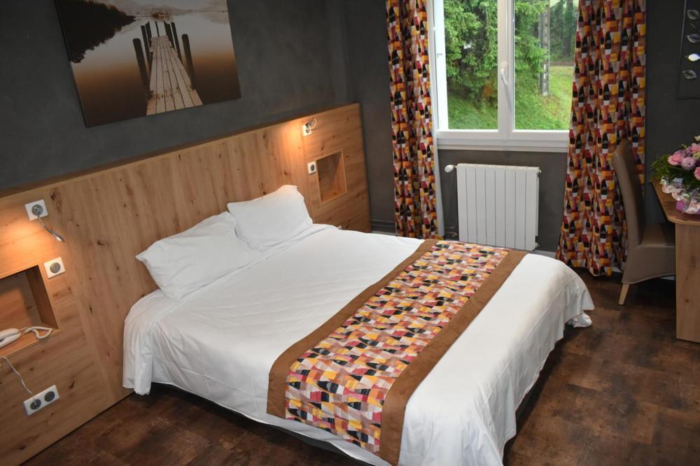 Logis Hotel Beau Site Loubaresse  Luaran gambar