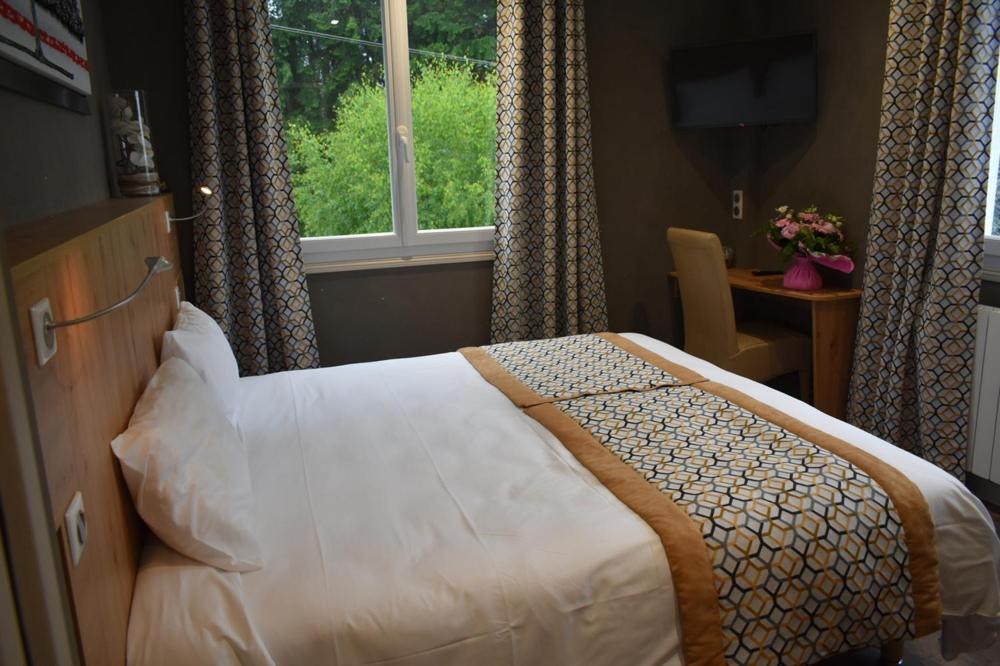 Logis Hotel Beau Site Loubaresse  Luaran gambar