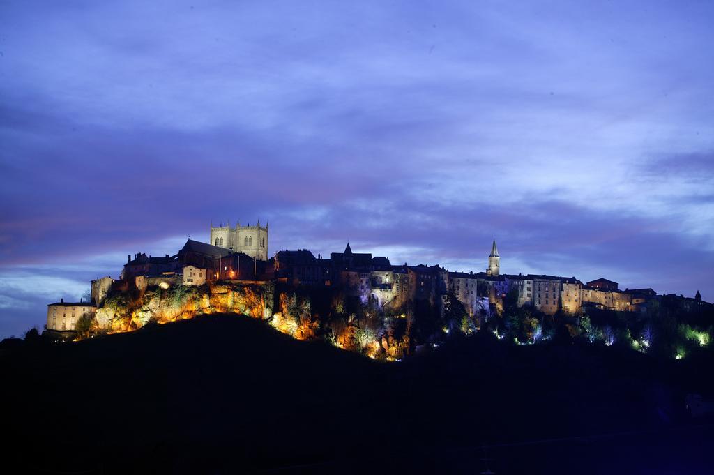 Logis Hotel Beau Site Loubaresse  Luaran gambar