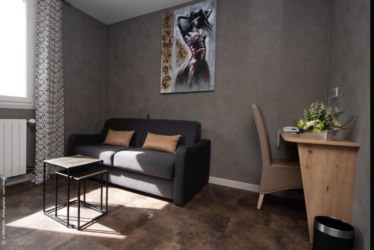 Logis Hotel Beau Site Loubaresse  Luaran gambar